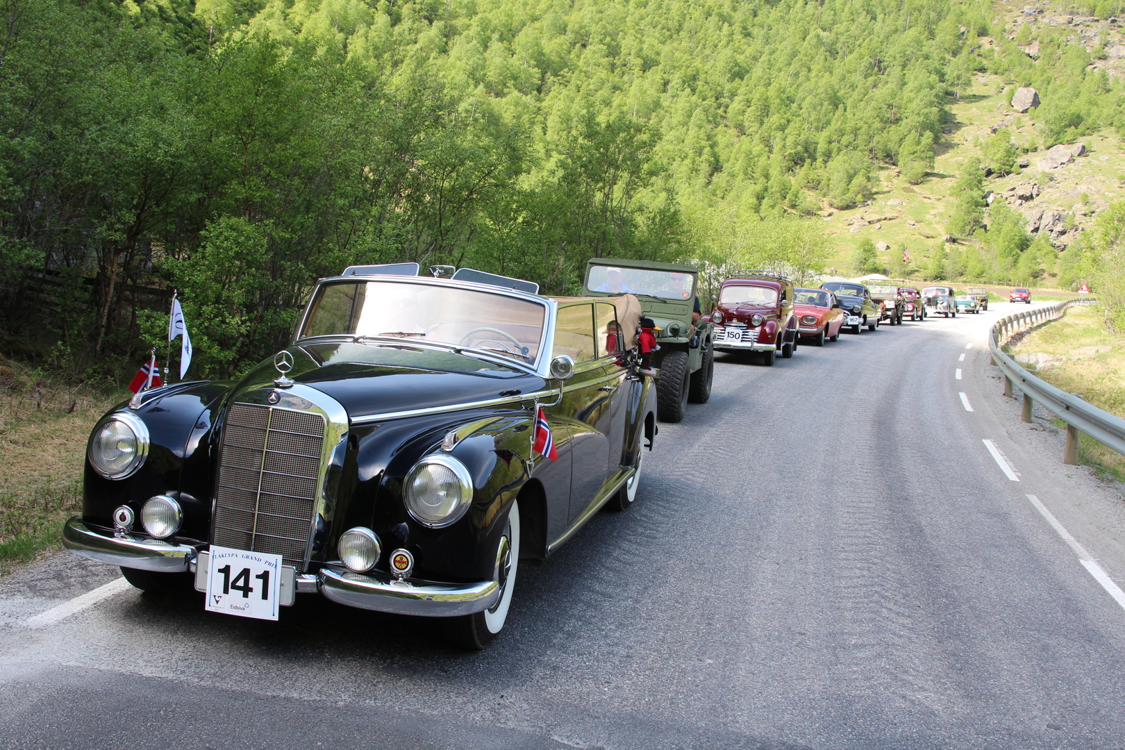 17. maitog med veteranbiler